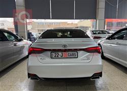 تويوتا أفالون